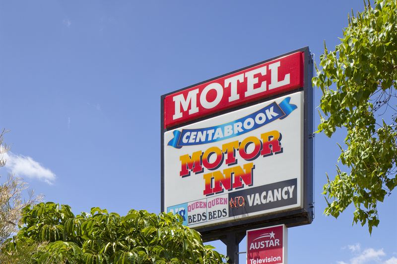 The Centabrook Motor Inn street sign